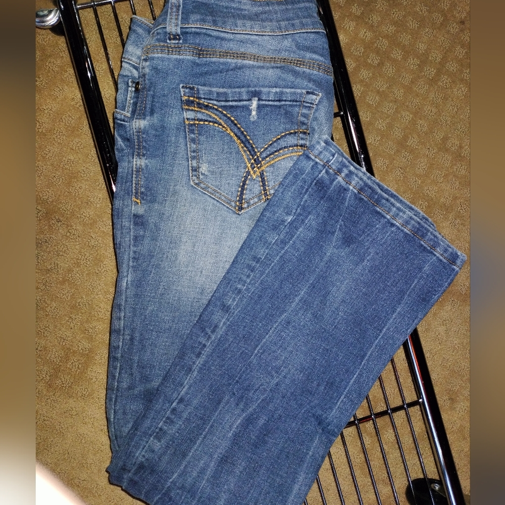 dELiA*s Bailey Straight Jeans